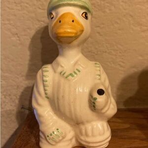 Vintage Ceramic Duck with Green Accents Pie Bird/Vent